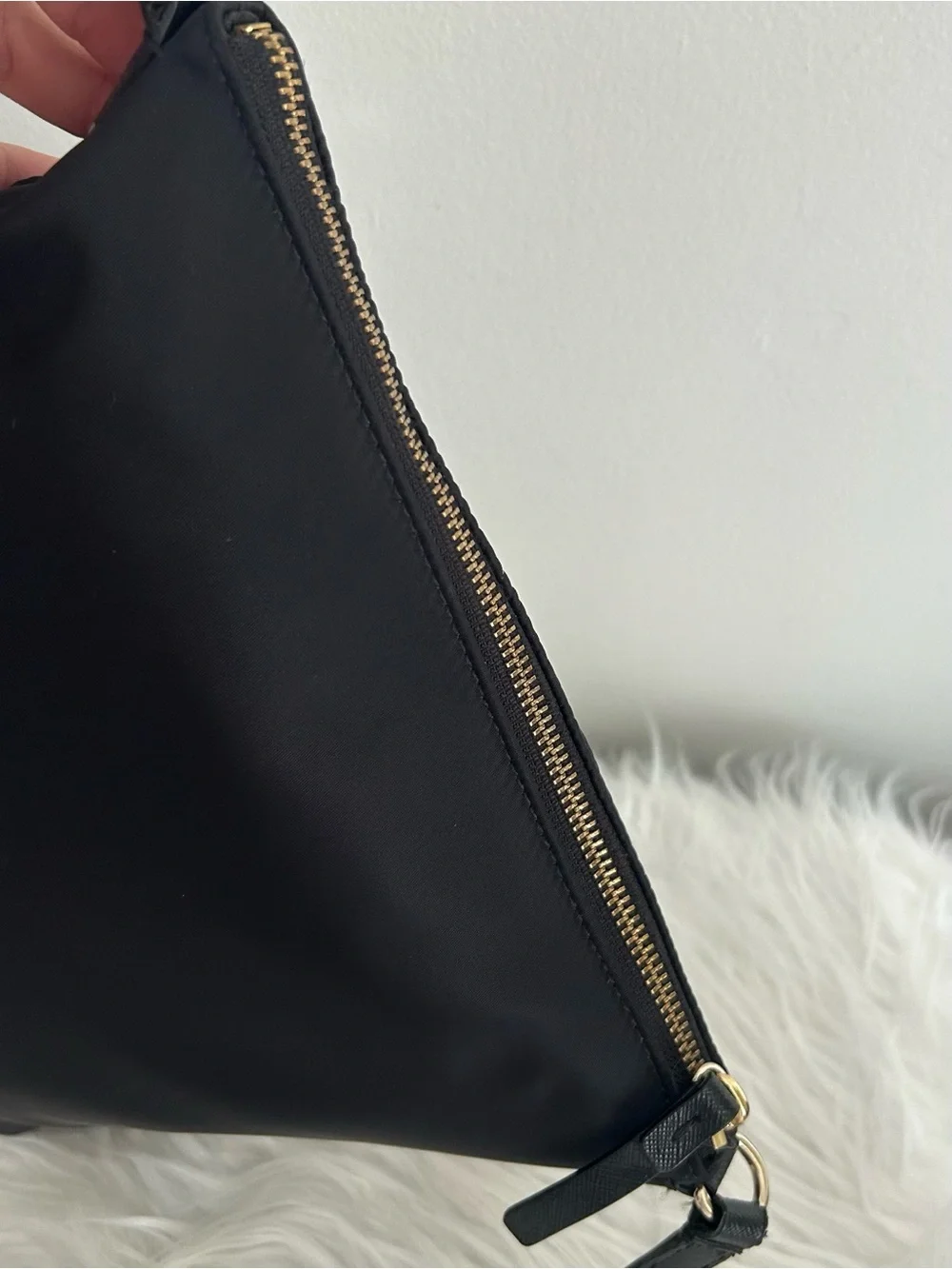 Kate Spade Black Nylon Crossbody Shoulder Bag Gold Zip Pocket Adjustable Strap
